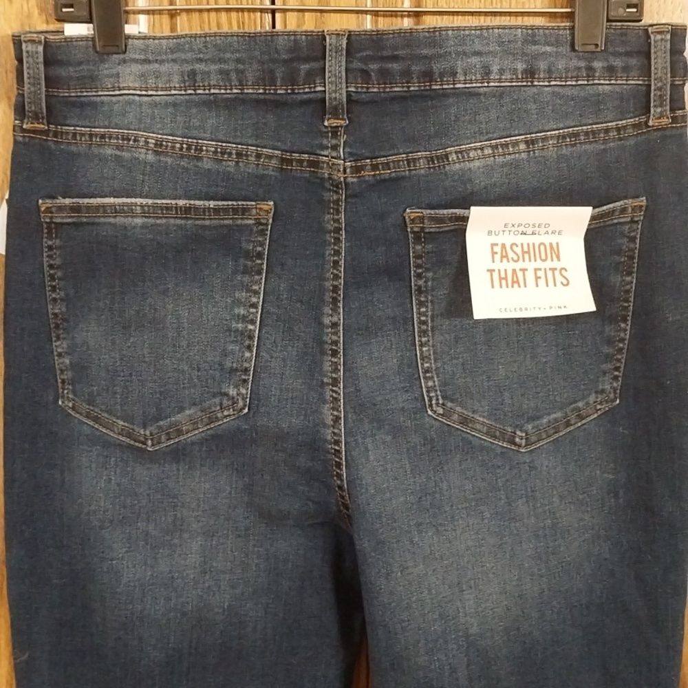 Celebrity Pink NWT Women's Exposed Button Flare Denim Jeans Size 15/32 Dark Wash - Picture 9 of 14